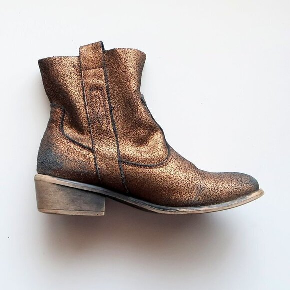 Charles David Bronze Leather Low Block Heel Ankle Boots / Booties Size 7 - Picture 9 of 15